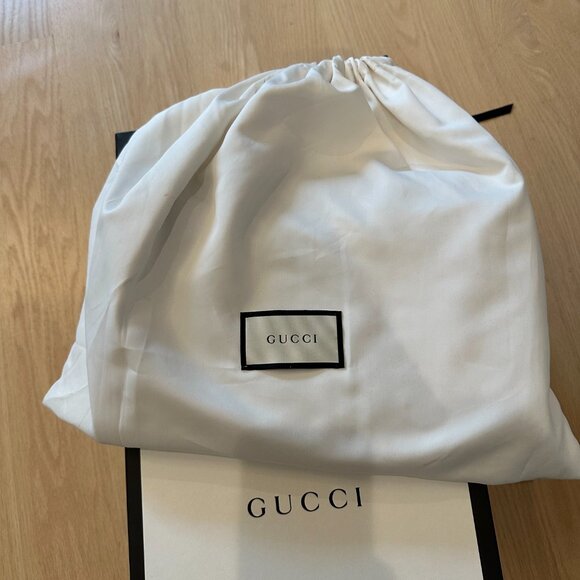 Gucci Marmont Flap Clutch - Picture 6 of 7